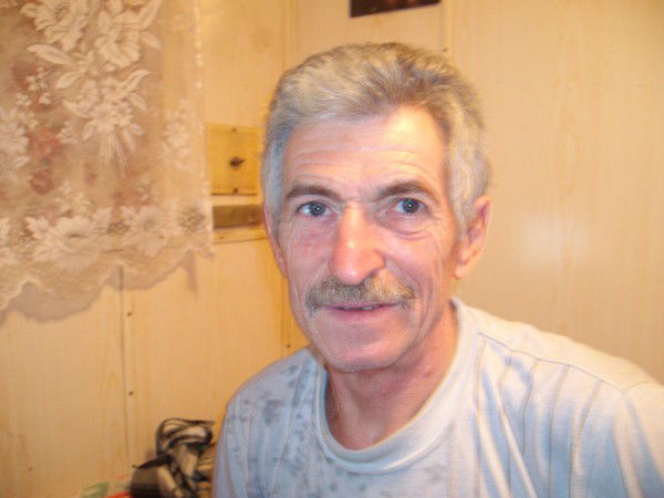 Александр Стрельников