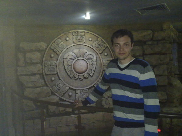 Александр Артемов