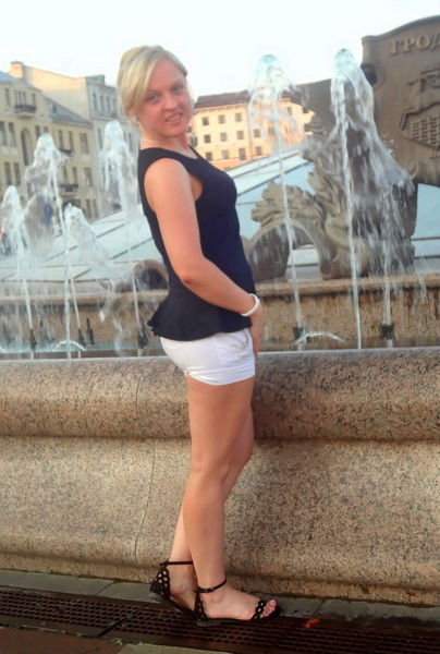 Оленька Апанасевич