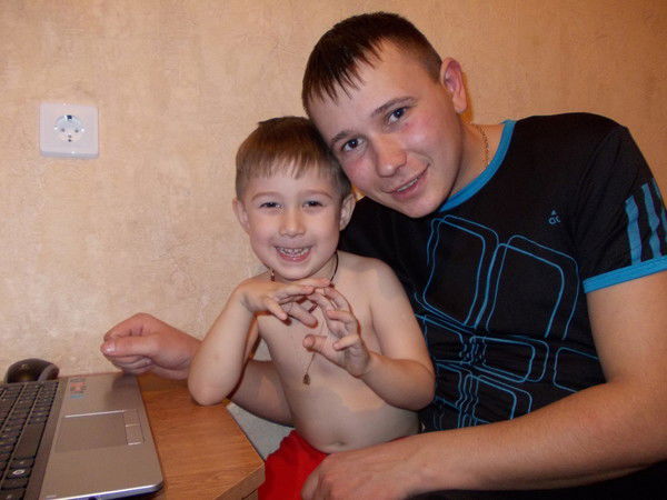 Анатолий Леоновец