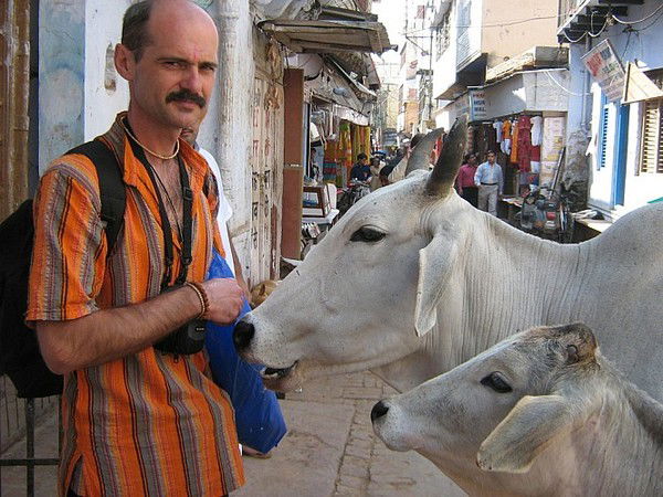 Юрий Иванов