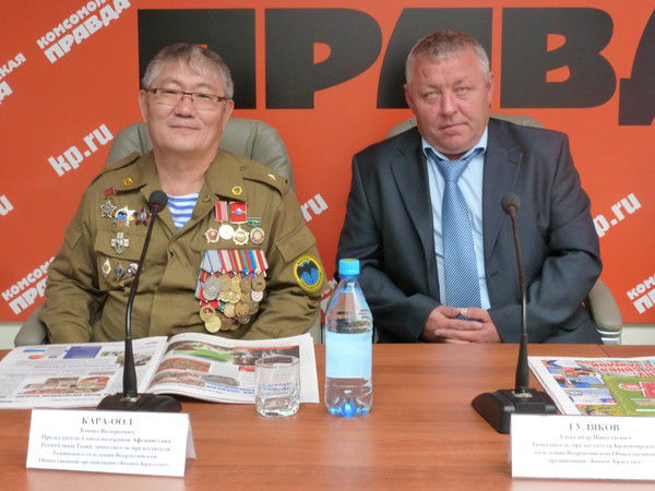 Сергей Попов