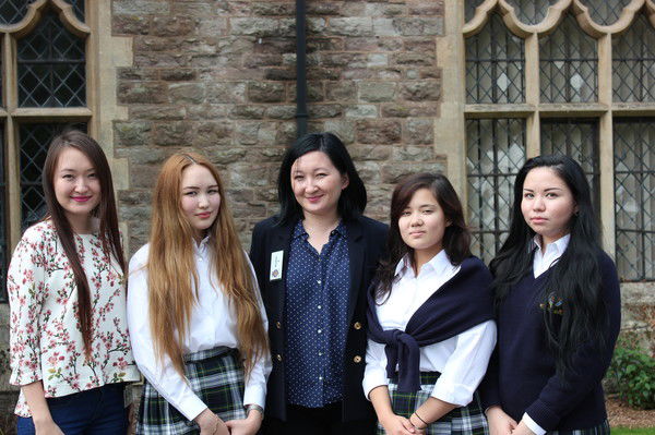 Oxford English International