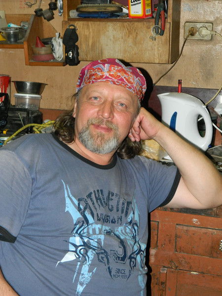 Владимир Кухаренко