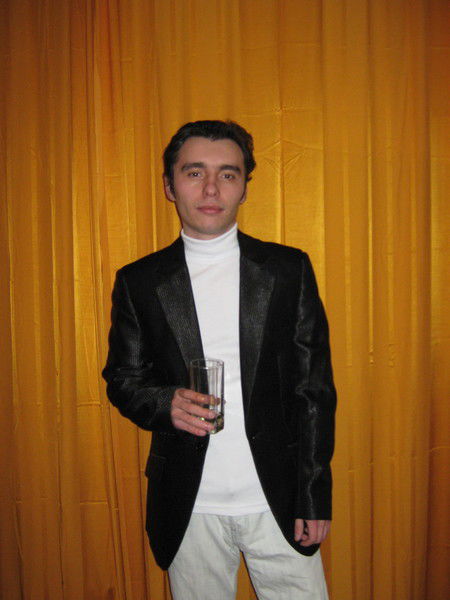 Виталий Иванов