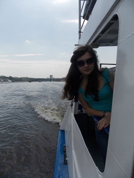 Лена Туровец