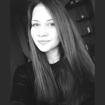 Юля Пануева