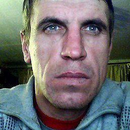 Петр Наровский