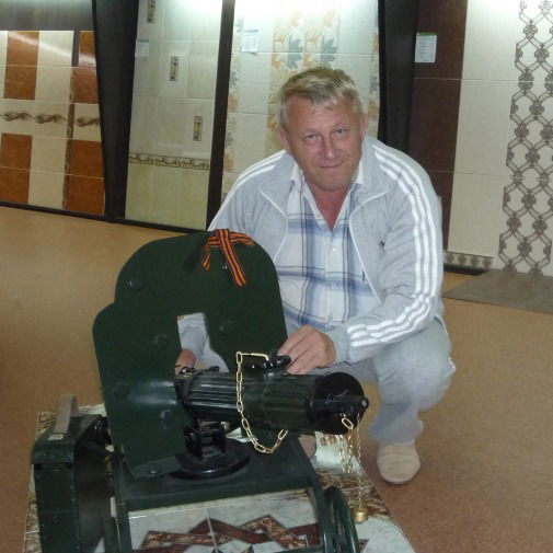 Анатолий Пухов