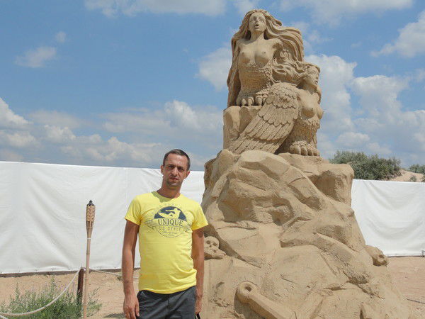 Александр Гнездилов