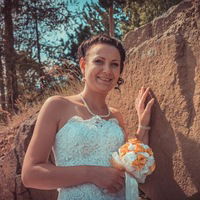 Анна Суханова