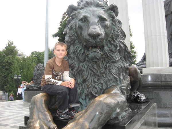 Евгений Плотников