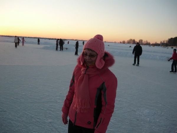 Лена Попова