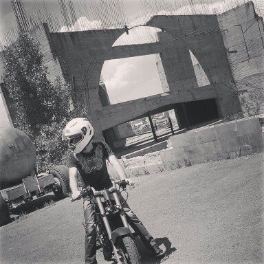 Альберт Адамян