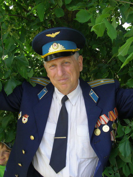 Виктор Шершень