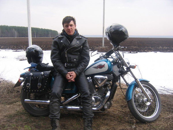 Влад Любимов