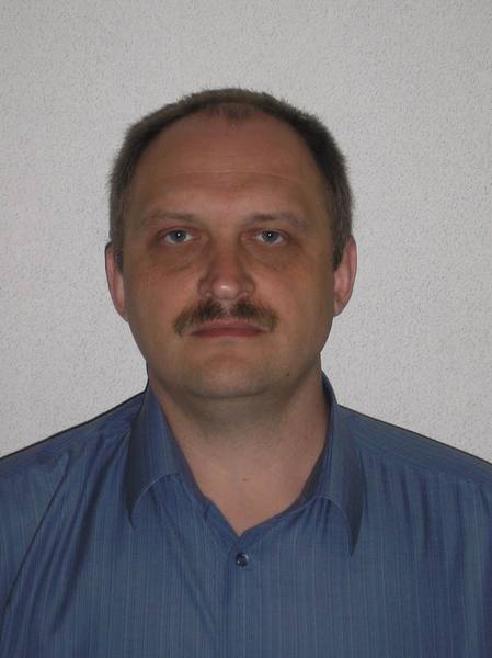 Сергей Карелин