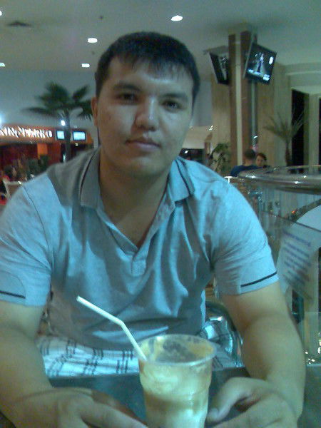 Айдос Есеналиев