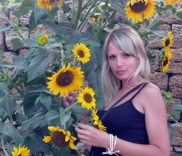 Анна Мазурова