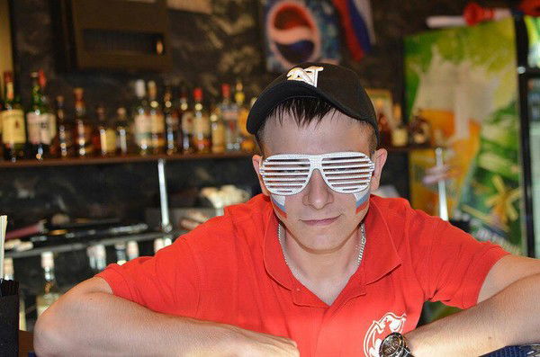 Дмитрий Стариков