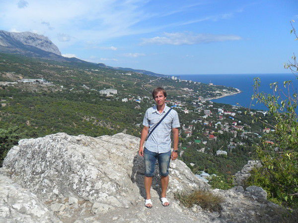 Олег Иванов