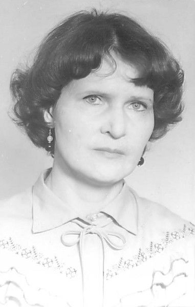 Люда Лавренова