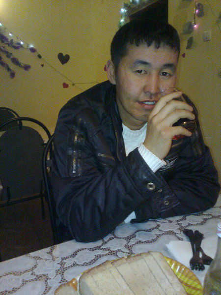 Полат Нурходжаев