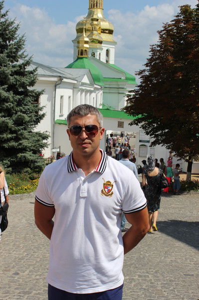 Максим Стаценко