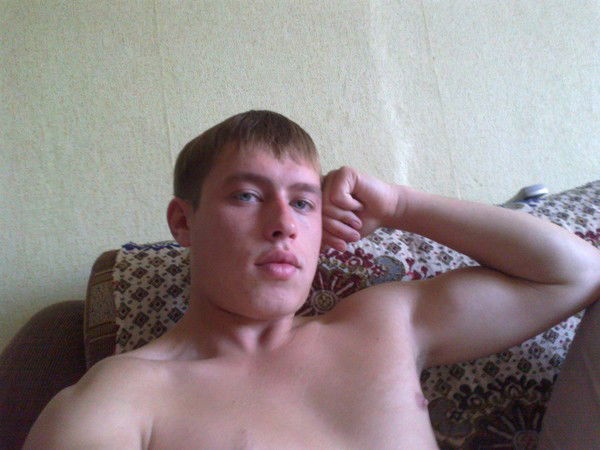 Николай Попов