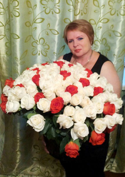 Лена Шахова