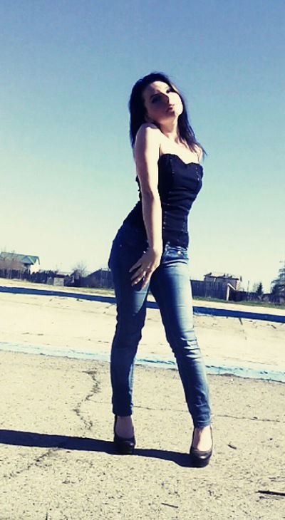 Аня Бурцева