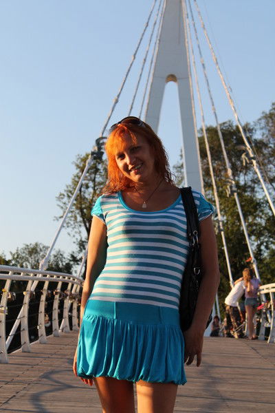 Яна Колесник.