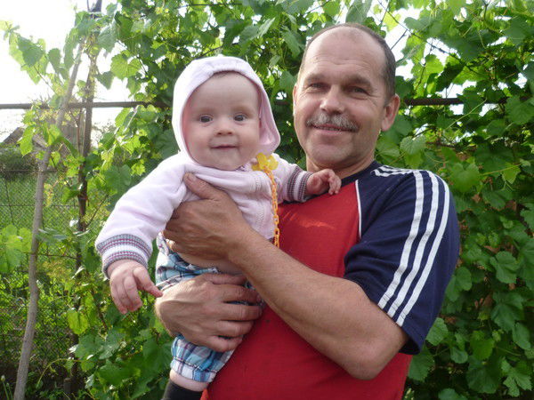 Анатолий Уваров