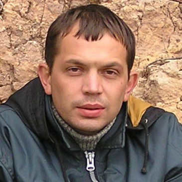 Леонид Петров