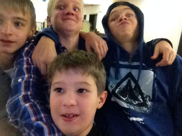 Артём Ыываь