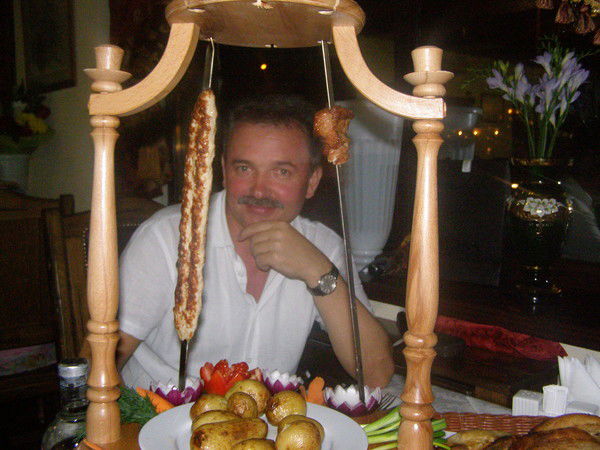 Юрий Лихачев