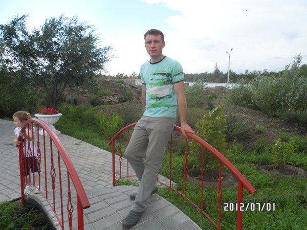 Валера Назыров