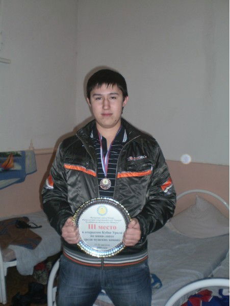 Денис Акшулаков