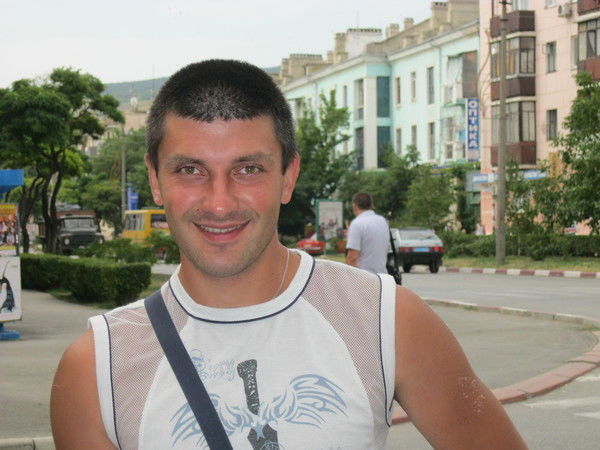 Саша Буханов