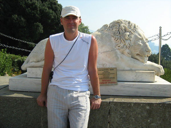 Виталий Самсонов