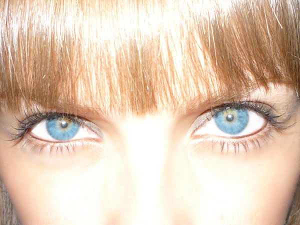 Таня Ахтарова