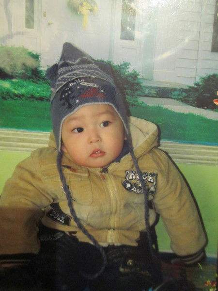 Азат Асанов