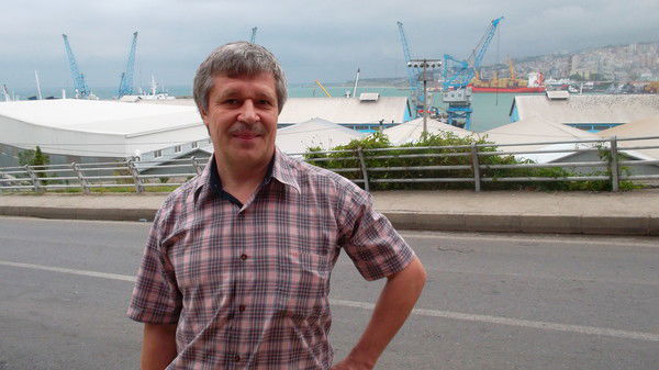 Анатолий Привалов