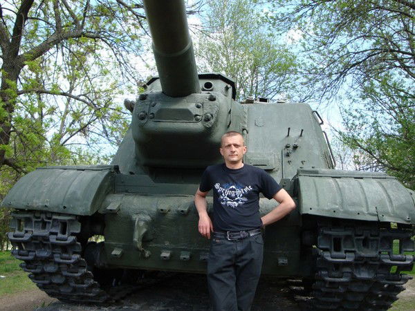 Андрей Мельник