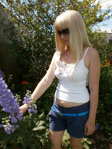 Оля Оленька