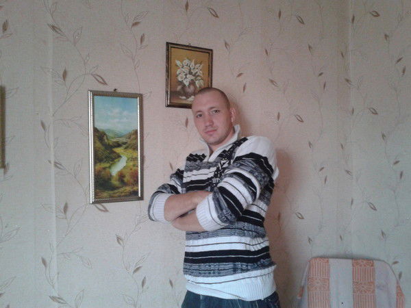 Алексей Пешков