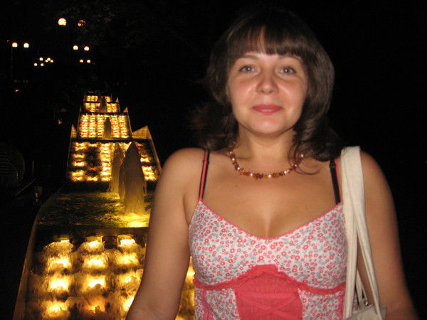 Таня Сухарникова