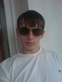 Макс Миколайчук