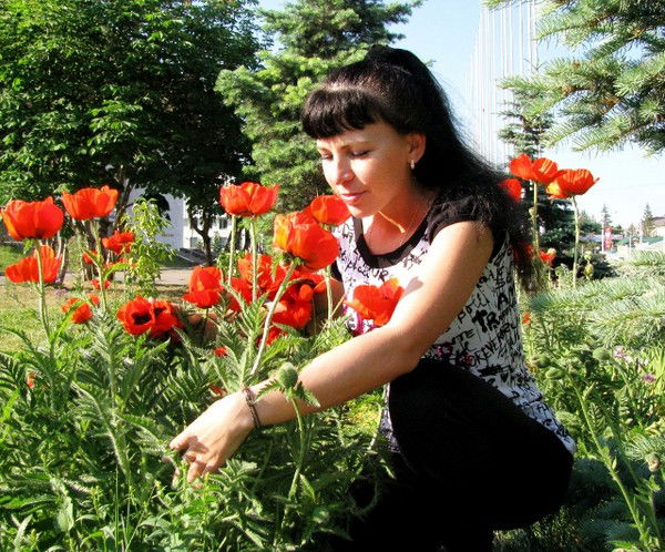 Людмила Столярова