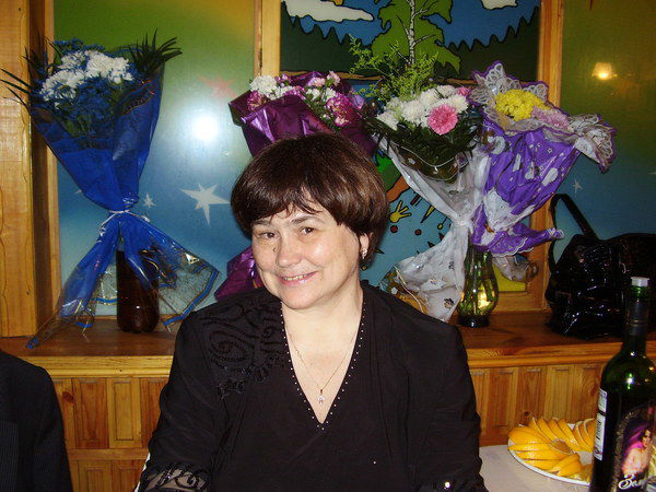 Елена Макарова